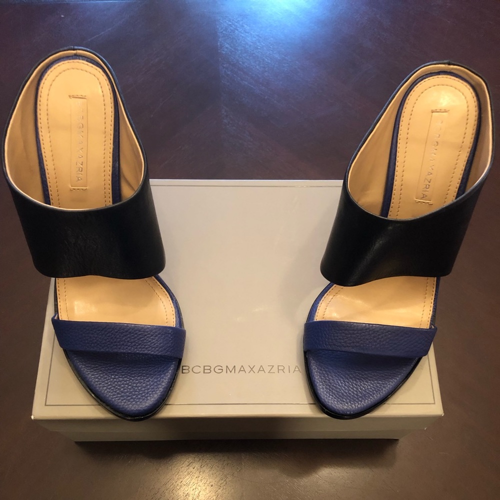 ❌SOLD❌ NIB! BCBGMaxAzria Leather Sandals - Picture 4 of 8